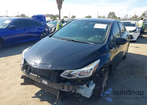 2018 Chevrolet Cruze Ls Auto z USA, uszkodzony, nr VIN 1G1BC5SM8J7192542